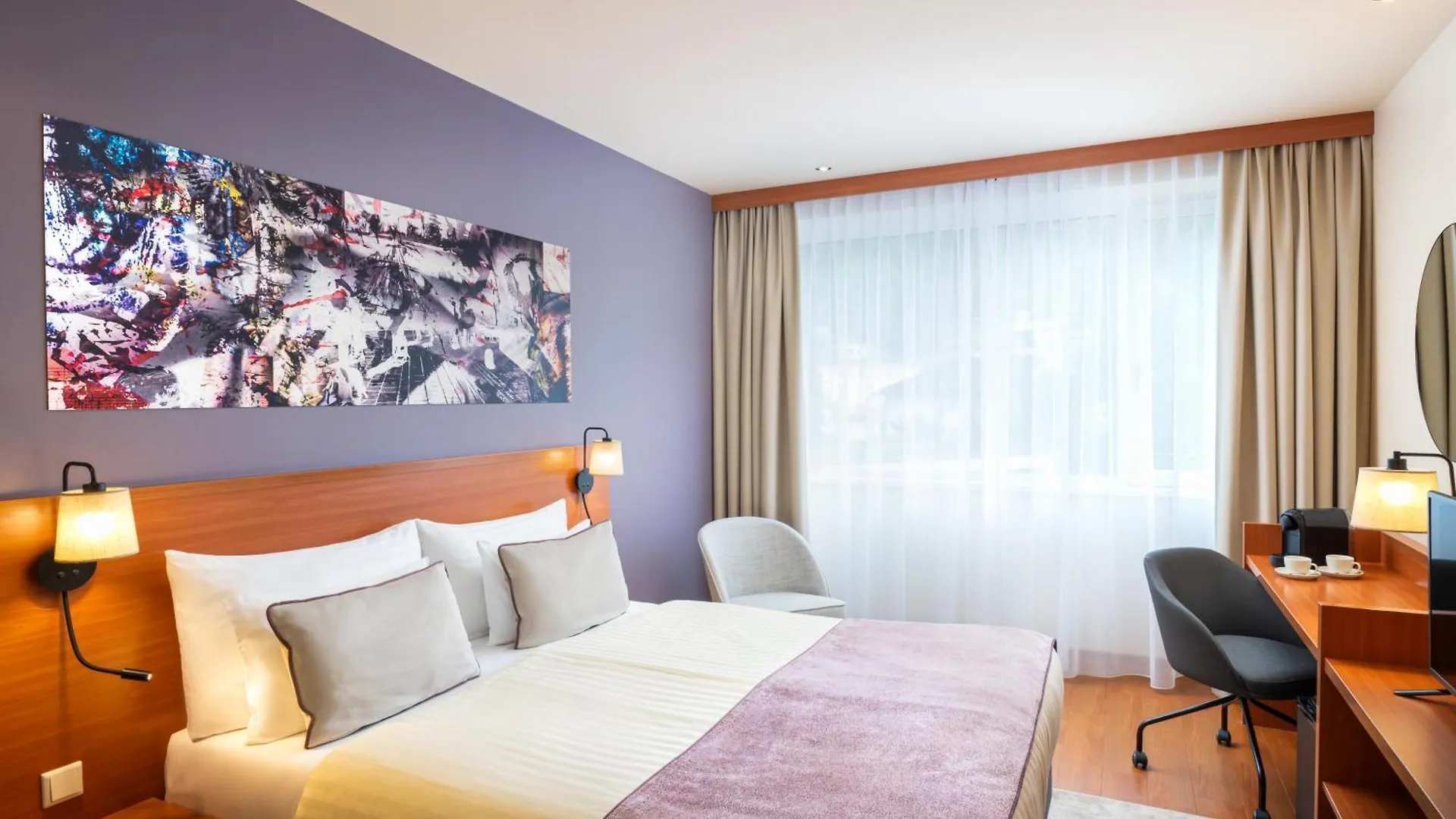 Leonardo Hotel Salzburg City Center 3*,  Austria