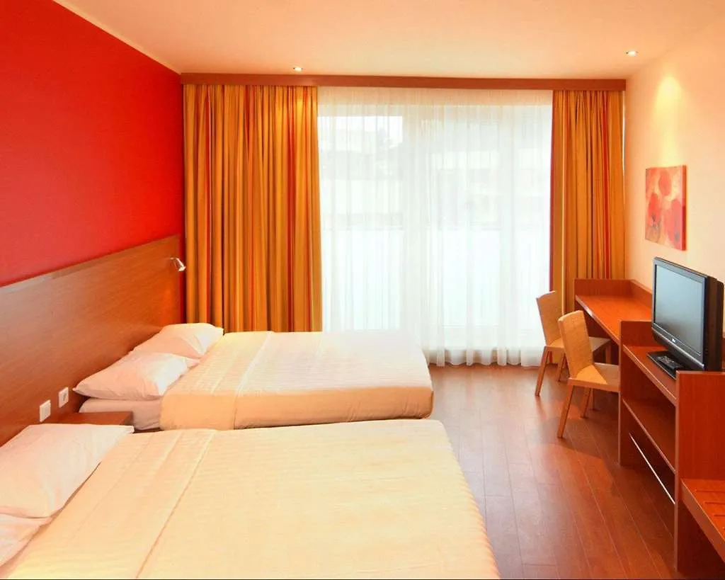 ***  Leonardo Hotel Salzburg City Center Austria