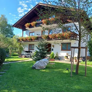 2* Pensjonat Fruehstueckspension Helmhof